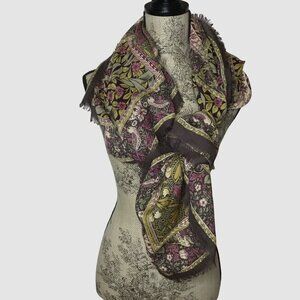 Vintage Metropolitan Museum of Art Square Scarf Floral Botanical Motif 46 x 46